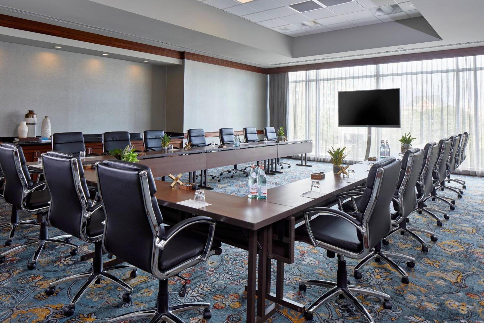 Renaissance Montgomery Hotel & Spa At The Convention Center Ngoại thất bức ảnh