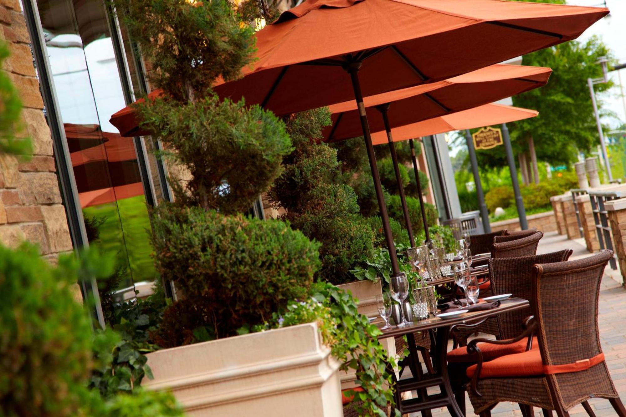 Renaissance Montgomery Hotel & Spa At The Convention Center Ngoại thất bức ảnh