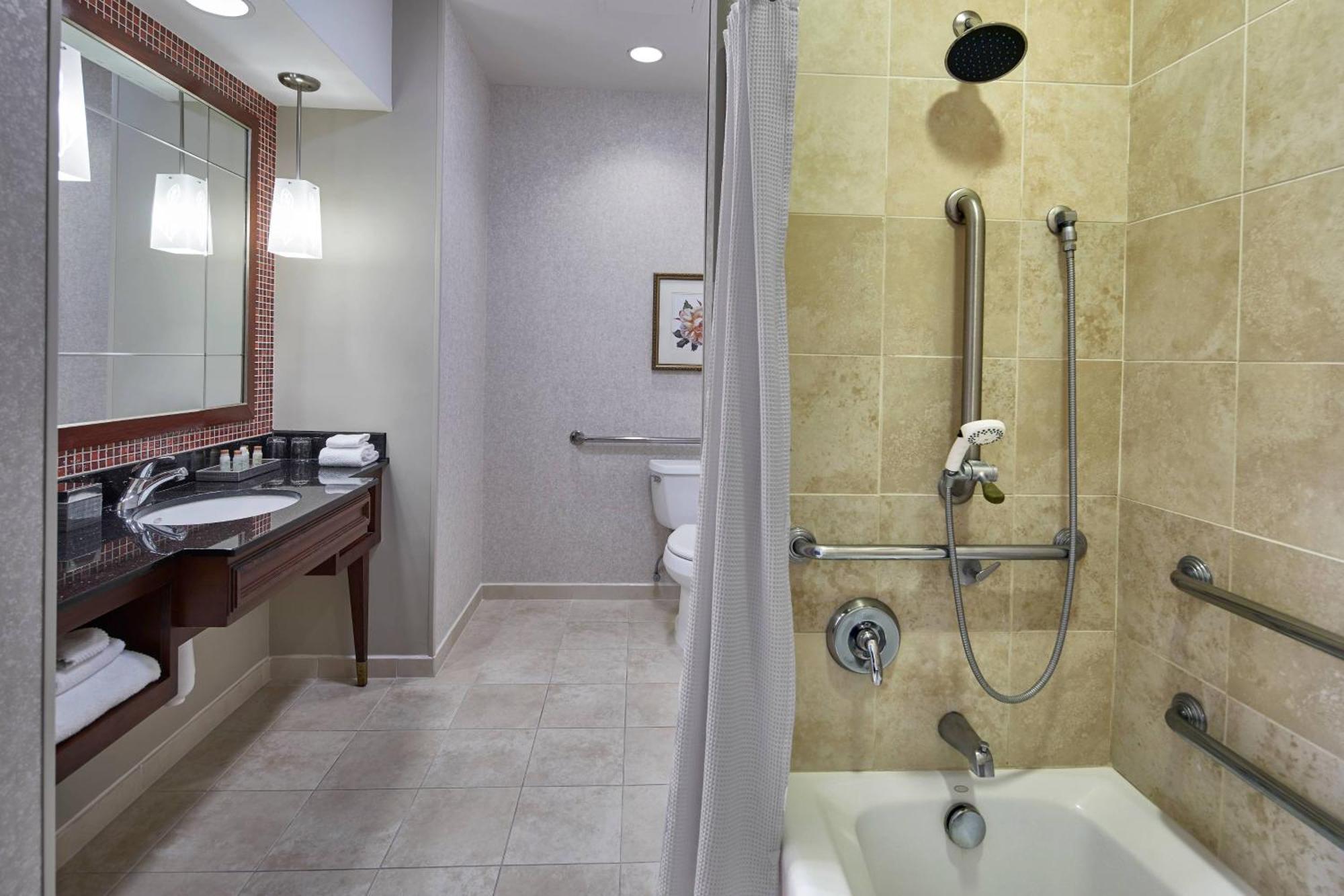 Renaissance Montgomery Hotel & Spa At The Convention Center Ngoại thất bức ảnh