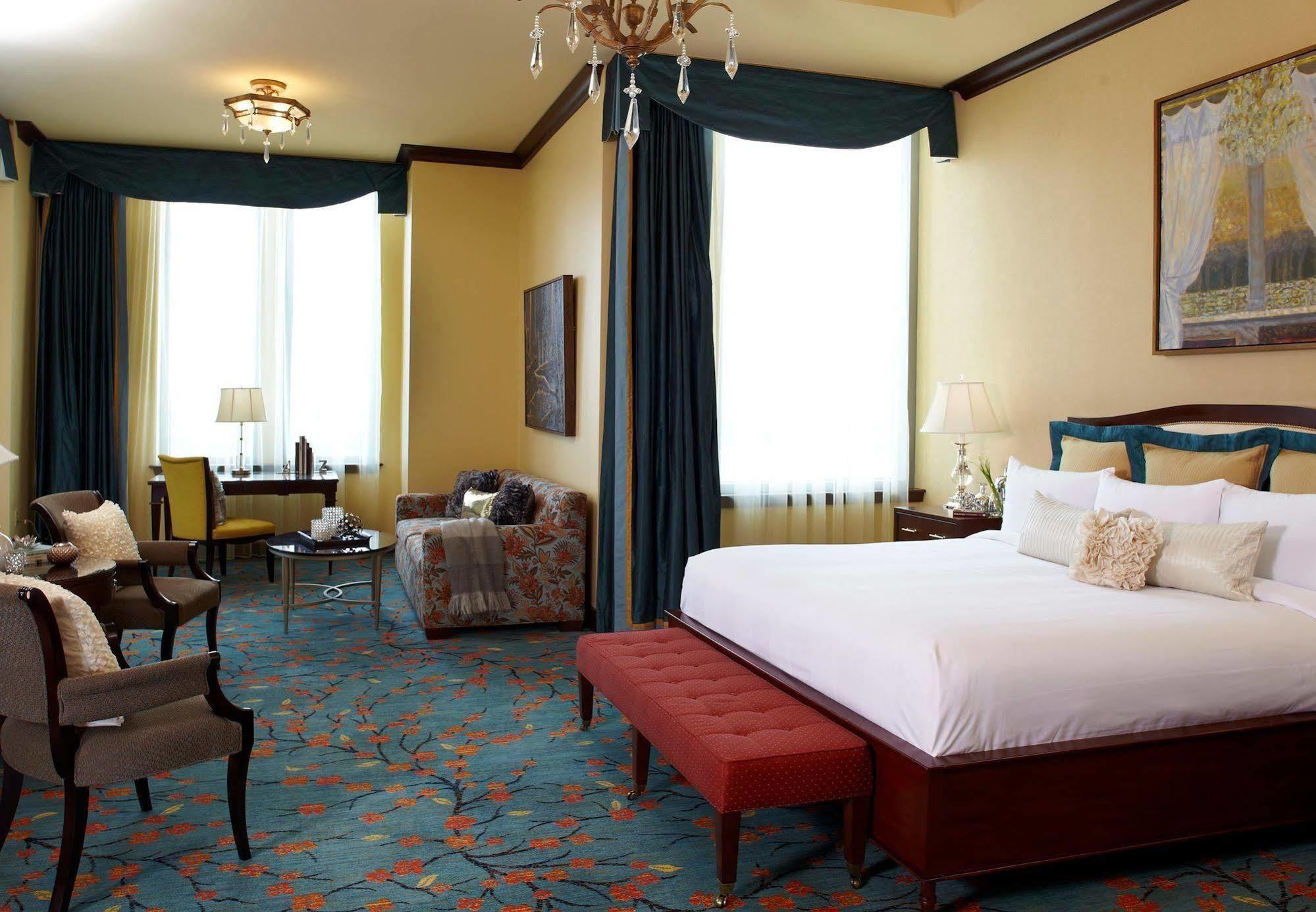 Renaissance Montgomery Hotel & Spa At The Convention Center Ngoại thất bức ảnh